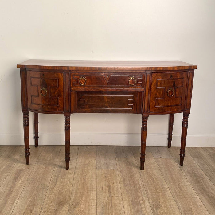 Regency Period Mahogany Georgian Sideboard, England circa 1800