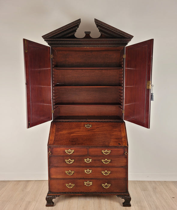 Chippendale Slant Front Secretary Bookcase in Mahogany, England circa 1770