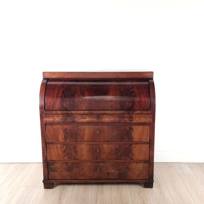 Baltic States Neoclassical Mahogany Cylinder Desk, circa 1790