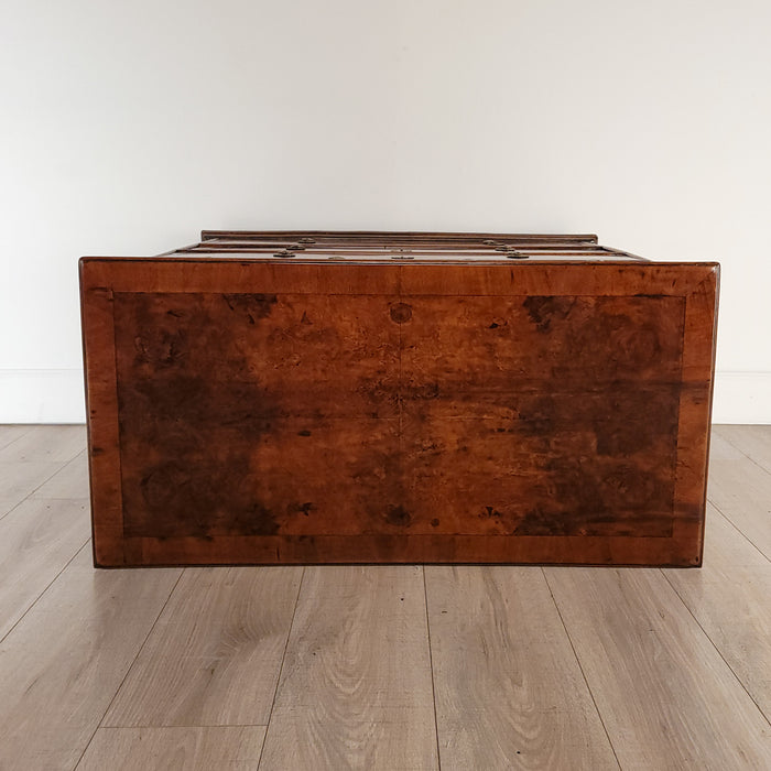 Queen Anne Walnut and Burl Walnut Chest of Drawers, England circa 1710