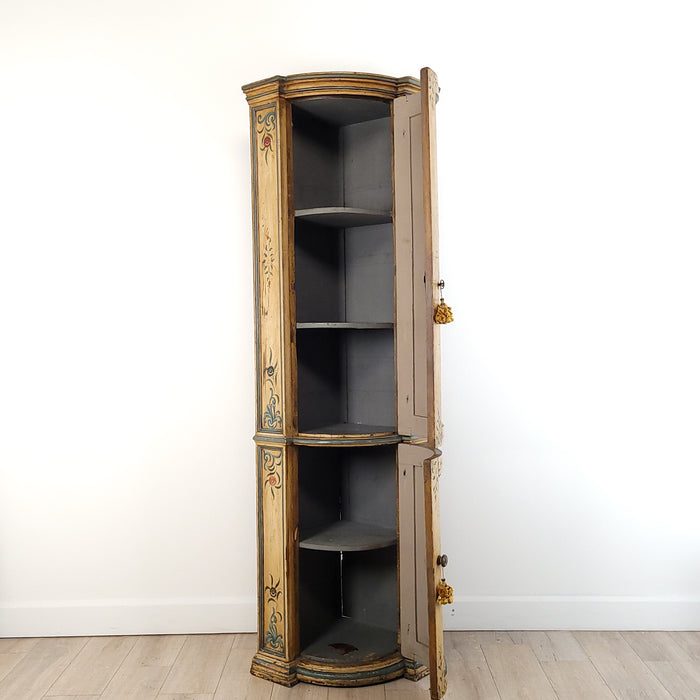 Northern Italian Painted Curved Corner Cabinet, circa 1790