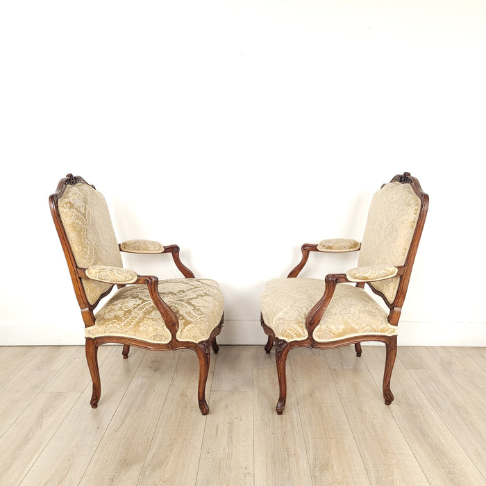 Pair of Louis XV Walnut Armchairs, France circa 1740