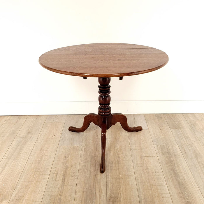 Round Regency Period Mahogany Tea Table, England circa 1810